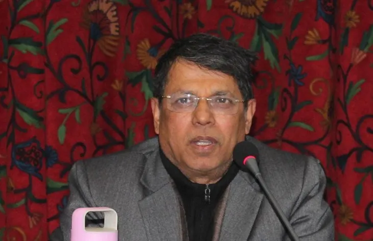 SEC reviews preparedness for Panchayat, DDC elections with officials of Jammu division