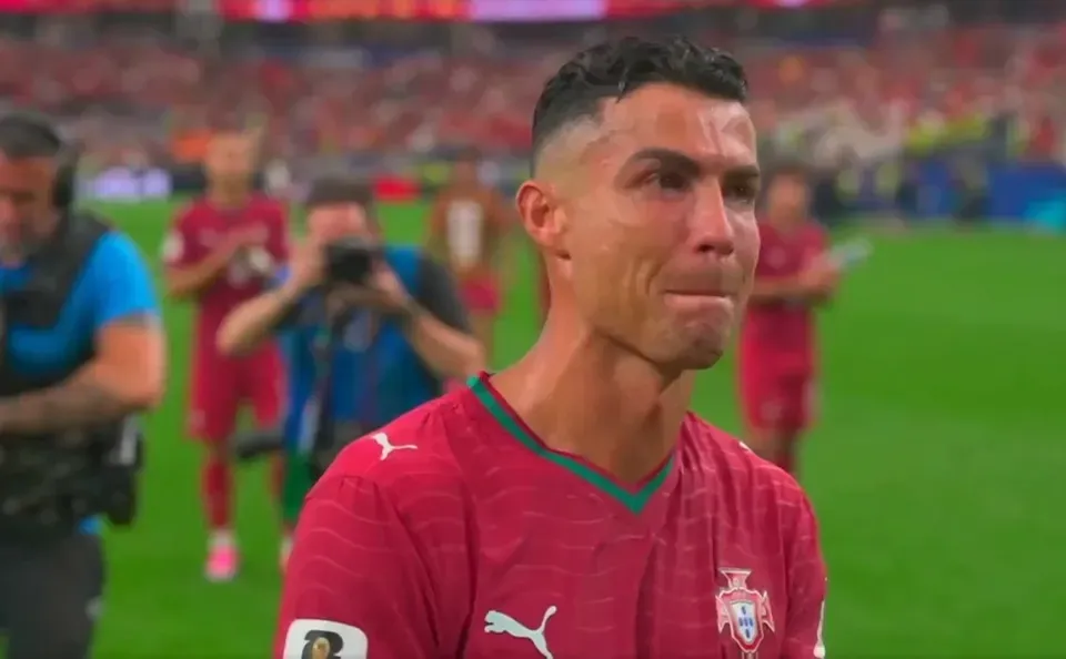 Mikel Merino's late goal sends Spain to quarterfinals and ends Cristiano Ronaldo's World Cup career