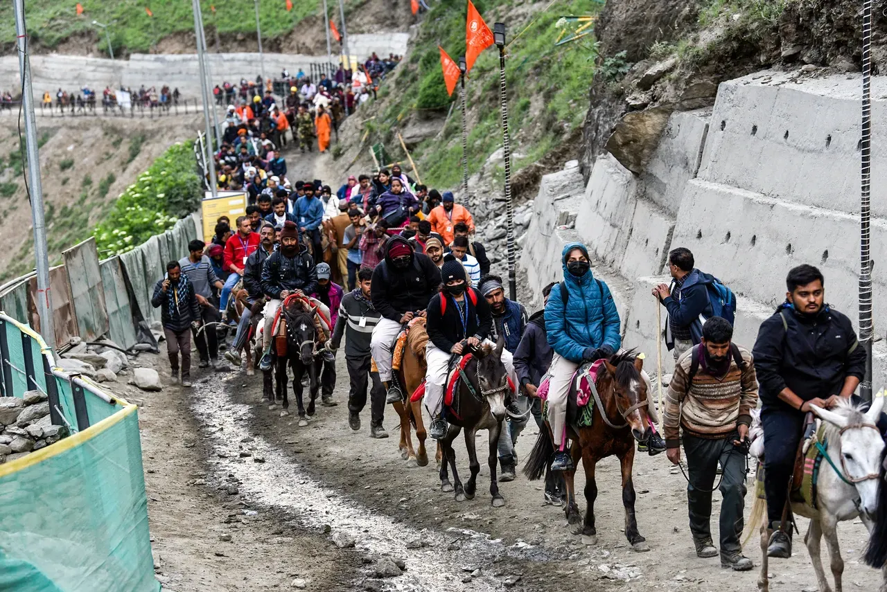 Traffic Restrictions in Jammu From July 2 for Amarnath Yatra 2026; No Movement on Key Routes During Convoy Hours