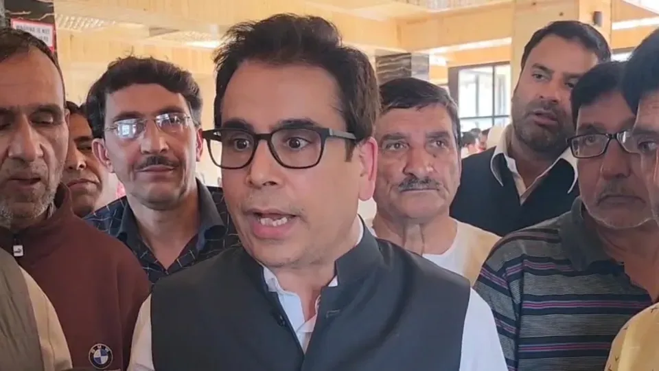 NC invites Mirwaiz, Kashmir's Grand Mufti and all political parties to join Delhi protest