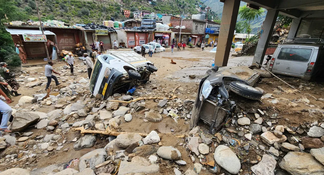 Flash Floods Hit Thathri in Doda Again, Highway Blocked, Property Damaged