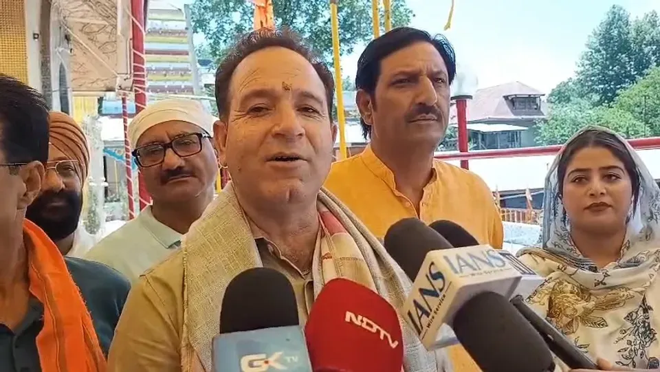 NC meeting a floor test where CM counted heads: LOP
