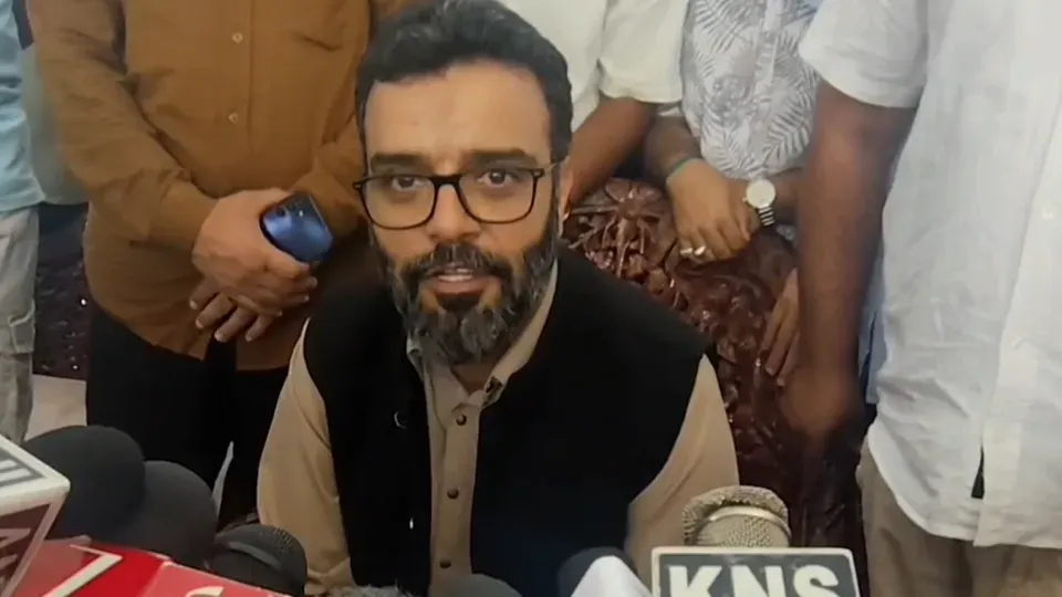 Aga Ruhullah to join NC’s Delhi protest, seeks Restoration of Article 370 alongside Statehood