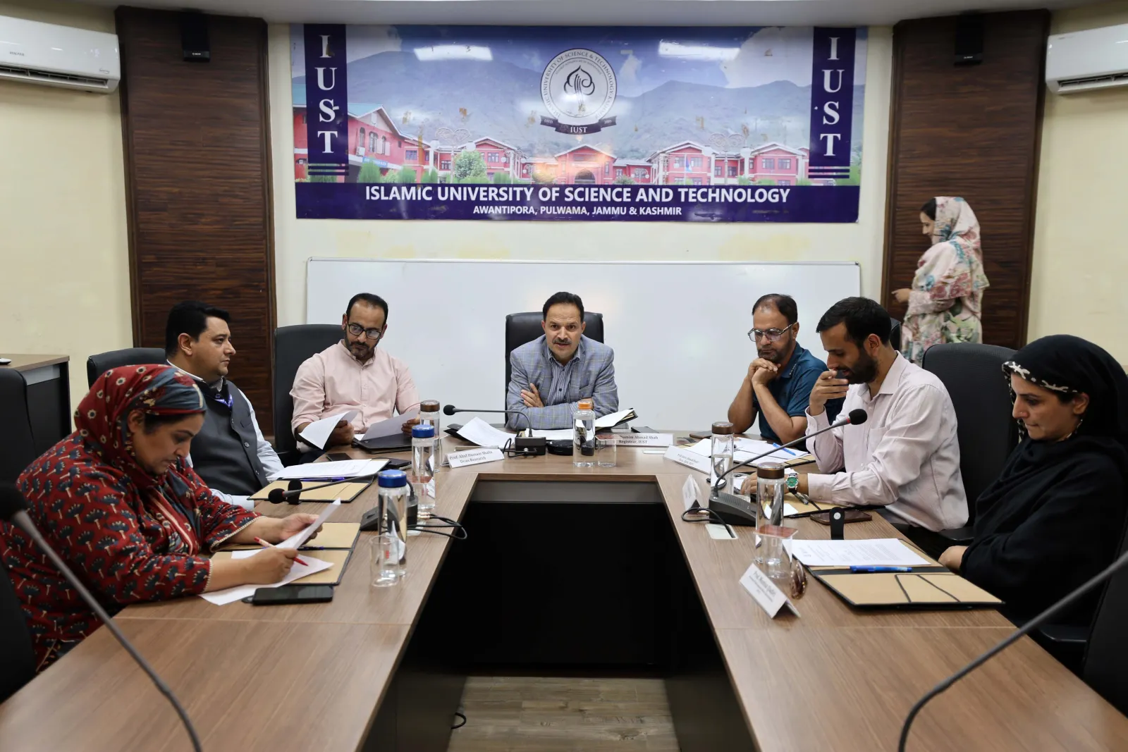 IUST Signs MoU with Paderborn University, Germany to Strengthen International Academic Collaboration