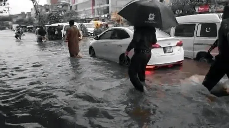 Rain-related incidents as monsoon lashes Pakistan 31 killed, over 120 injured