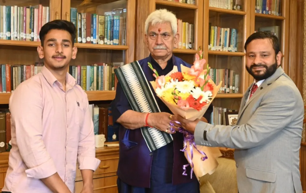 Private Schools Association Bandipora Submits Landmark Education Reform Memorandum to LG, Invites Him to Inaugurate National Science Exhibition