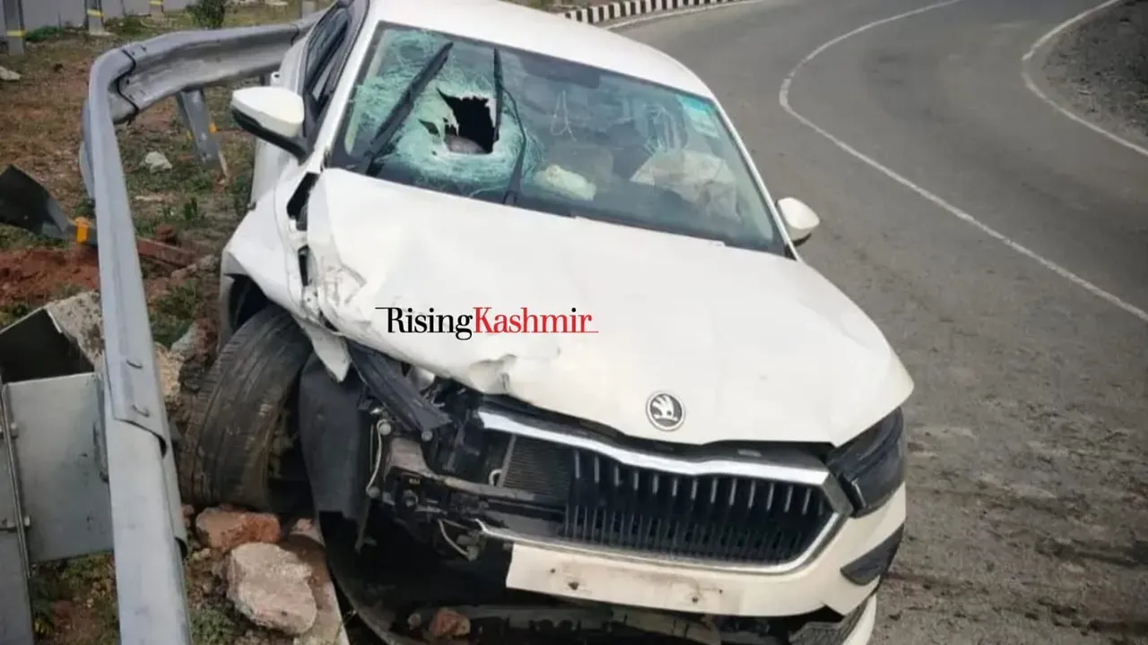 Man dies after shooting stone hits car near Ramban