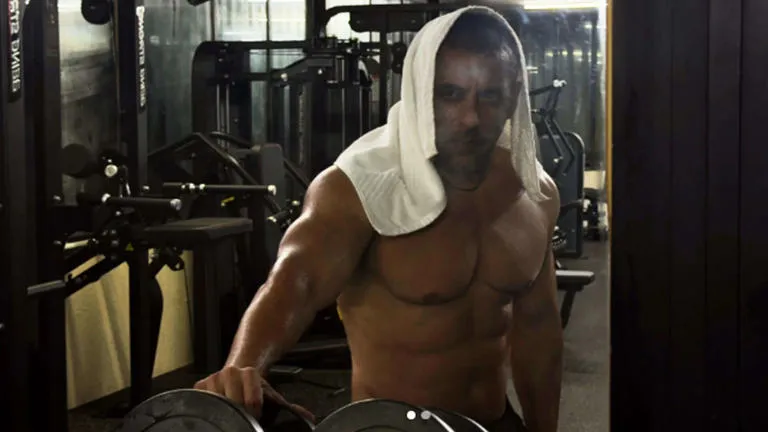 Salman Khan shows off ripped physique in gym photos; shares cryptic message for critics: 'Jo darr gaya vo mar gaya'
