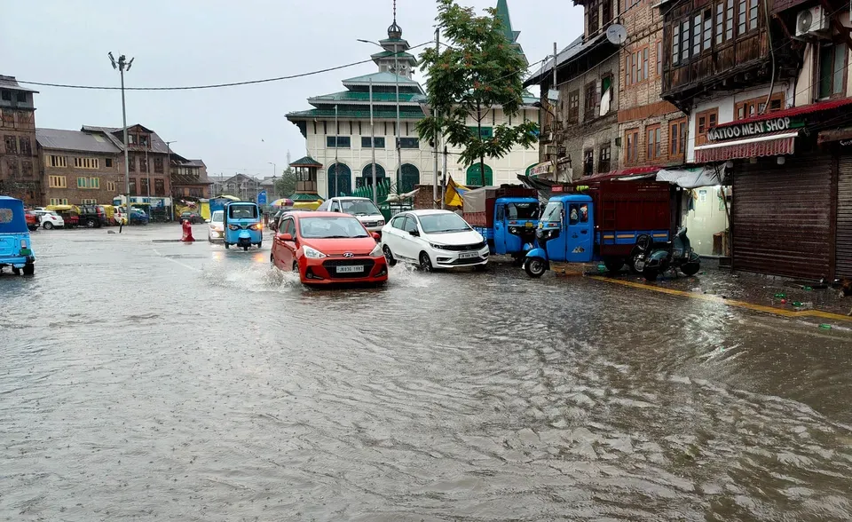 Red Alert issued for parts of J&K as heavy rain to continue till July 23: MeT