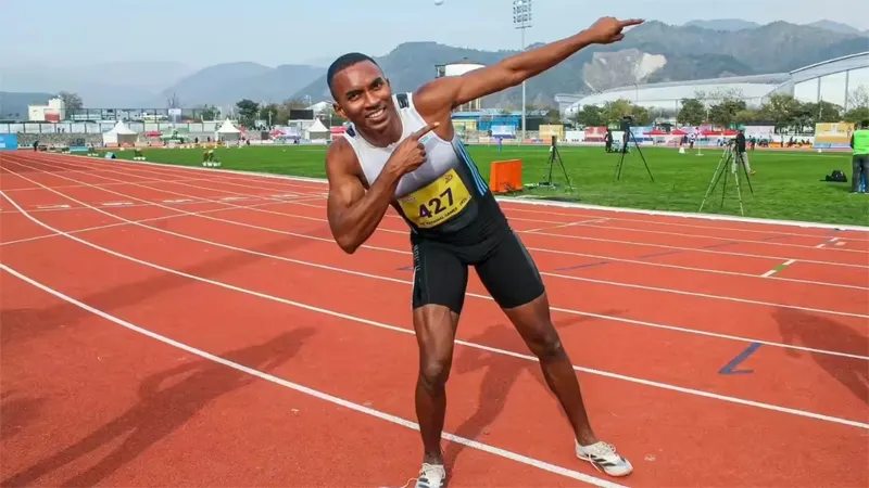 Animesh regains 100m National Record