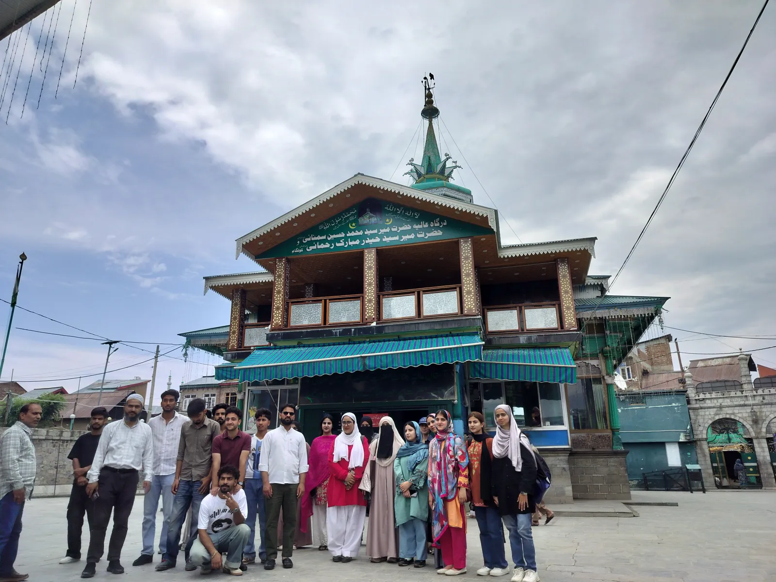 ICSS, IUST Organizes Religio-Historical Study Visit to Kulgam